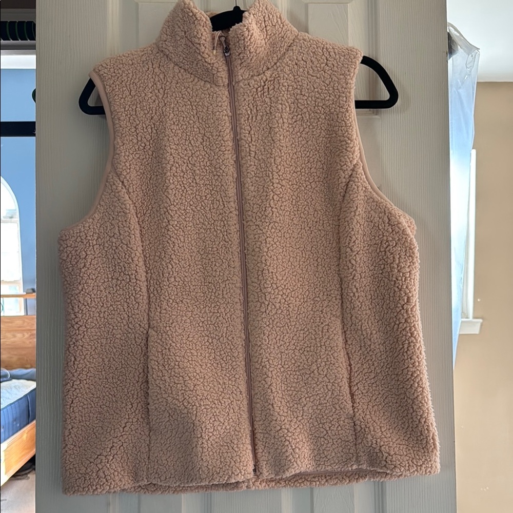 CALIA by Carrie Underwood Blush Sherpa Zip Vest